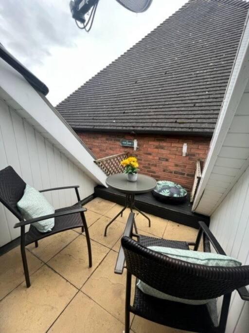 Bs - Luxury Top Floor 4 Bed Apartment With Garage In Town Centre - No Lift Stratford-upon-Avon Exteriör bild